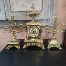 Pendule borne horloge d'occasion  Sainte-Colombe