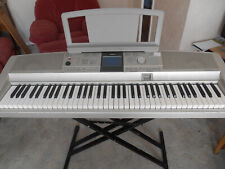 Yamaha dgx305 keyboard for sale  TADLEY