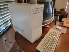 PC torre de escritorio Intel Pentium III beige vintage sin marca - sin disco duro ni sistema operativo segunda mano  Embacar hacia Argentina