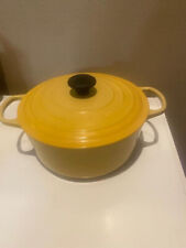 Olla de horno holandés usada mostaza amarilla Le Creuset 26, usado segunda mano  Embacar hacia Argentina