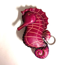 Fushia leather seahorse d'occasion  Expédié en Belgium