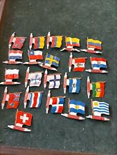 Lot drapeaux métal d'occasion  Saint-Amand-Montrond