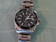 Relógio de mergulho Gucci 40 mm aço inoxidável mostrador preto 136,3 fabricado na Suíça, usado comprar usado  Enviando para Brazil