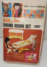 1966 Remco Heidi & Jan bonecas PLUS SALA DE JANTAR playset mesa, cadeiras e buffet  comprar usado  Enviando para Brazil