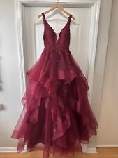 Gorgeous burgundy prom for sale  Avon