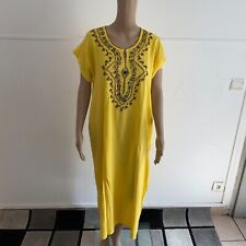 Caftan robe arabe d'occasion  Villeneuve-Saint-Georges
