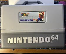 ¡Paquete Nintendo 64!! Estuche de viaje N64 caja de plástico duro Super Mario segunda mano  Embacar hacia Mexico
