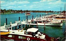 Postal cromada de colección de barcos Ft Lauderdale FL atracados en la cuenca de yates Bahia Mar años 50 segunda mano  Embacar hacia Argentina