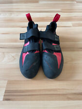 Unparallel climbing shoes for sale  HALIFAX