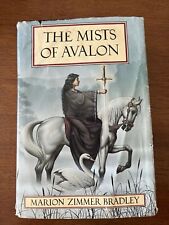 The Mists of Avalon por Marion Bradly 1982 Book Club Edition capa dura (D7) comprar usado  Enviando para Brazil