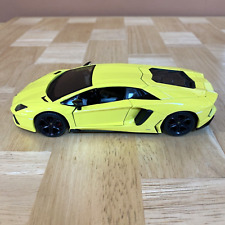 Usado, Lamborghini Aventador LP 700-4 Amarelo "Exótico" 1/24 Modelo de Carro Fundido por Maisto comprar usado  Enviando para Brazil