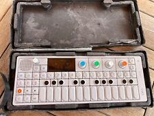 Sintetizador de mano Teenage Engineering OP-1 - caja abierta, usado segunda mano  Embacar hacia Argentina