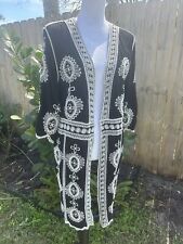 Mangas Bordadas Kimono Negro Topper Frente Abierto Chico's Talla M/L segunda mano  Embacar hacia Argentina