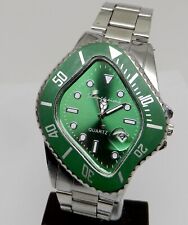 Reloj de pulsera para hombre cuarzo verde plata tono choque 42 mm novedad distorsionada mordaza segunda mano  Embacar hacia Argentina