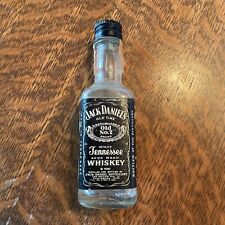 Mini botella de whisky Jack Daniels 1975 vintage alta 1/10 con sello fiscal, usado segunda mano  Embacar hacia Argentina