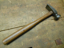 Usado, martelo sapateiro vintage leve bom patinado cabo de nogueira ferramenta de loja antiga comprar usado  Enviando para Brazil