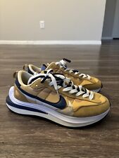 Size 8.5 nike for sale  San Benito