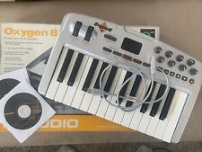 Controlador de teclado M-Audio Oxygen 8 V2 25 teclas MIDI USB excelente forma! comprar usado  Enviando para Brazil