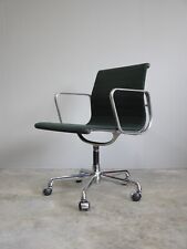 CADEIRA LÚPULO VINTAGE ORIGINAL ICF CHARLES RAY EAMES EA108 MEADOS DO SÉCULO VITRA, usado comprar usado  Enviando para Brazil