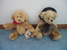 Two plush bears for sale  Jeddo