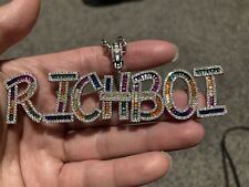 Pingente de corrente masculino Helloice nome personalizado arco-íris "Rich Boi" comprar usado  Enviando para Brazil