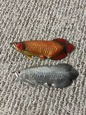 Lote X2 de presente infantil boneco animal marinho oceano brinquedo PVC peixe Arowana vermelho 16 cm comprar usado  Enviando para Brazil