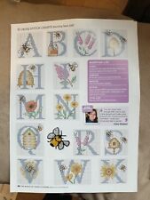 Gráfico de ponto cruz (da revista) - Alfabeto - Buzzing Bees ABC comprar usado  Enviando para Brazil