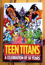 Livro de capa dura Teen Titans: A Celebration of 50 Years comprar usado  Enviando para Brazil