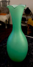 Vaso vintage soffiato a mano verde raso opaco, bianco con incasso e top arricciato in perfette condizioni, usato usato  Spedire a Italy