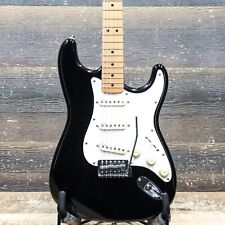 Usado, Fender Standard Stratocaster Squier Series Gen4 silencioso preto El. Guitarra com bolsa comprar usado  Enviando para Brazil