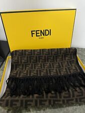 fendi sciarpa usato  Comiso