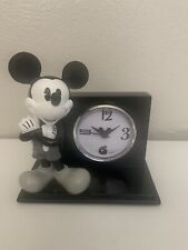 Reloj de mesa Mickey Mouse con alarma blanco y negro figura clásica anillo Disney  segunda mano  Embacar hacia Argentina