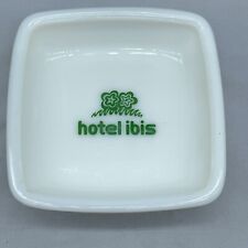 Antigo Vidro de Leite Hotel Ibis Logotipo Verde Magnier França Bugigangas Cinzeiro Sabonete comprar usado  Enviando para Brazil