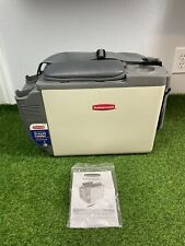 Usado, Enfriador y calentador de viaje térmico eléctrico Rubbermaid VEC245RB probado frío y caliente segunda mano  Embacar hacia Mexico