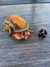 Small fancy snail for sale  Chowchilla