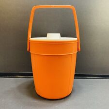 Usado, Balde de gelo vintage laranja RUBBERMAID com alça 10” refrigerador de piquenique de verão utensílios de bar comprar usado  Enviando para Brazil