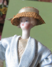 Usado, Boneca antiga de porcelana não esmaltada dos anos 1900 5 polegadas rara natural brinquedo chapéu de palha comprar usado  Enviando para Brazil