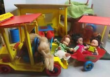 Vintage Mattel 1976 'Honey Hill Bunch Clubhouse' with Dolls and Accessories, used for sale  Shipping to South Africa