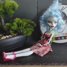 Monster high doll d'occasion  Veneux-les-Sablons