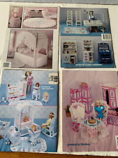 Usado, Lote de 4 Libros de Patrones de Lona de Plástico de Moda Barbie Muñeca Dormitorio Beber segunda mano  Embacar hacia Argentina