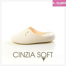 Pantofole donna sposa usato  Frattamaggiore