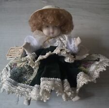 Bambola porcellana vestito usato  Gaeta