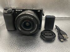 Câmera sem espelho Sony Alpha A6000 24.3MP com lente 16-50mm contagem 3676 obturador comprar usado  Enviando para Brazil