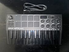 Controlador compacto teclado MIDI de 25 teclas Akai MPK Mini MK3 negro segunda mano  Embacar hacia Argentina