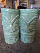 Lote de 2 tazas de gres de cerámica Tiki de ron Anejo Cuatro Bicardi verde como nuevo segunda mano  Embacar hacia Argentina