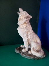 RARE STORMS CRY SNOW WOLF HOWLING RESIN FIGURINE ORNAMENT by WILLOW HALL ENGLAND usato  Spedire a Italy