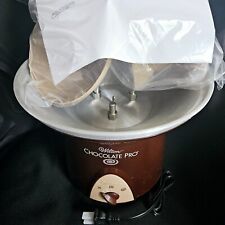 Wilton Chocolate Pro Machine crie sua própria fonte/fondue de chocolate não usado , usado comprar usado  Enviando para Brazil