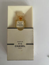 profumi chanel 19 usato  Varese