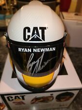 Ryan newman signed d'occasion  Expédié en France