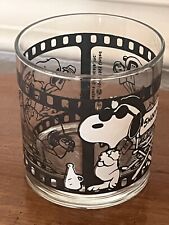 Taza de vidrio con tema de película de cine Peanuts Snoopy de colección para beber Lowball segunda mano  Embacar hacia Argentina
